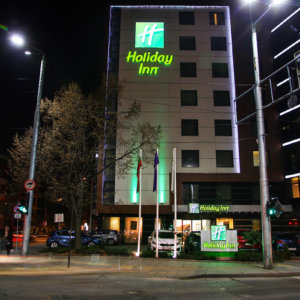 Elegant, illuminated totem for Holiday Inn | Outdoor Ads | Totems